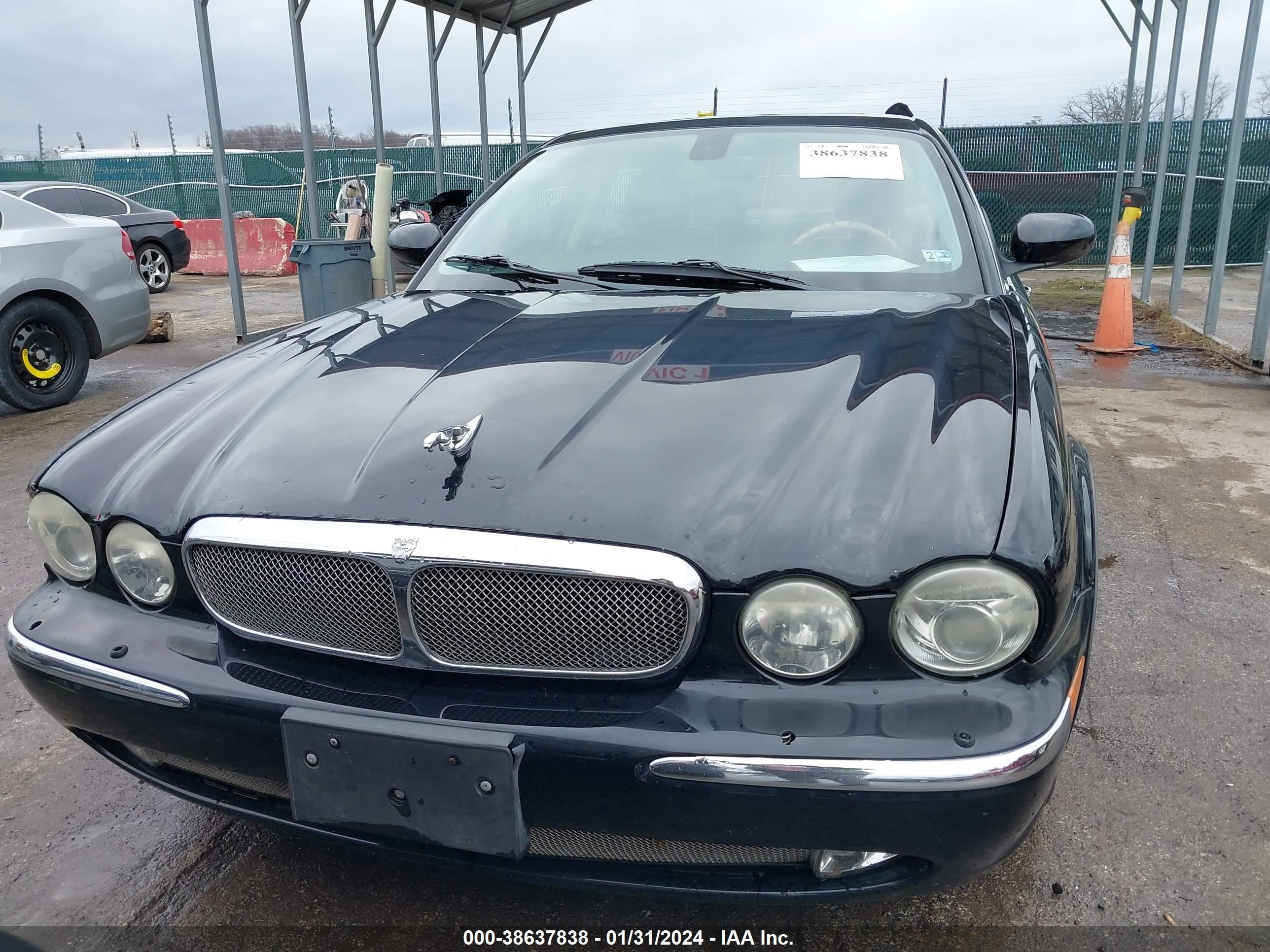 Photo 11 VIN: SAJWA79BX6SG50430 - JAGUAR XJ 