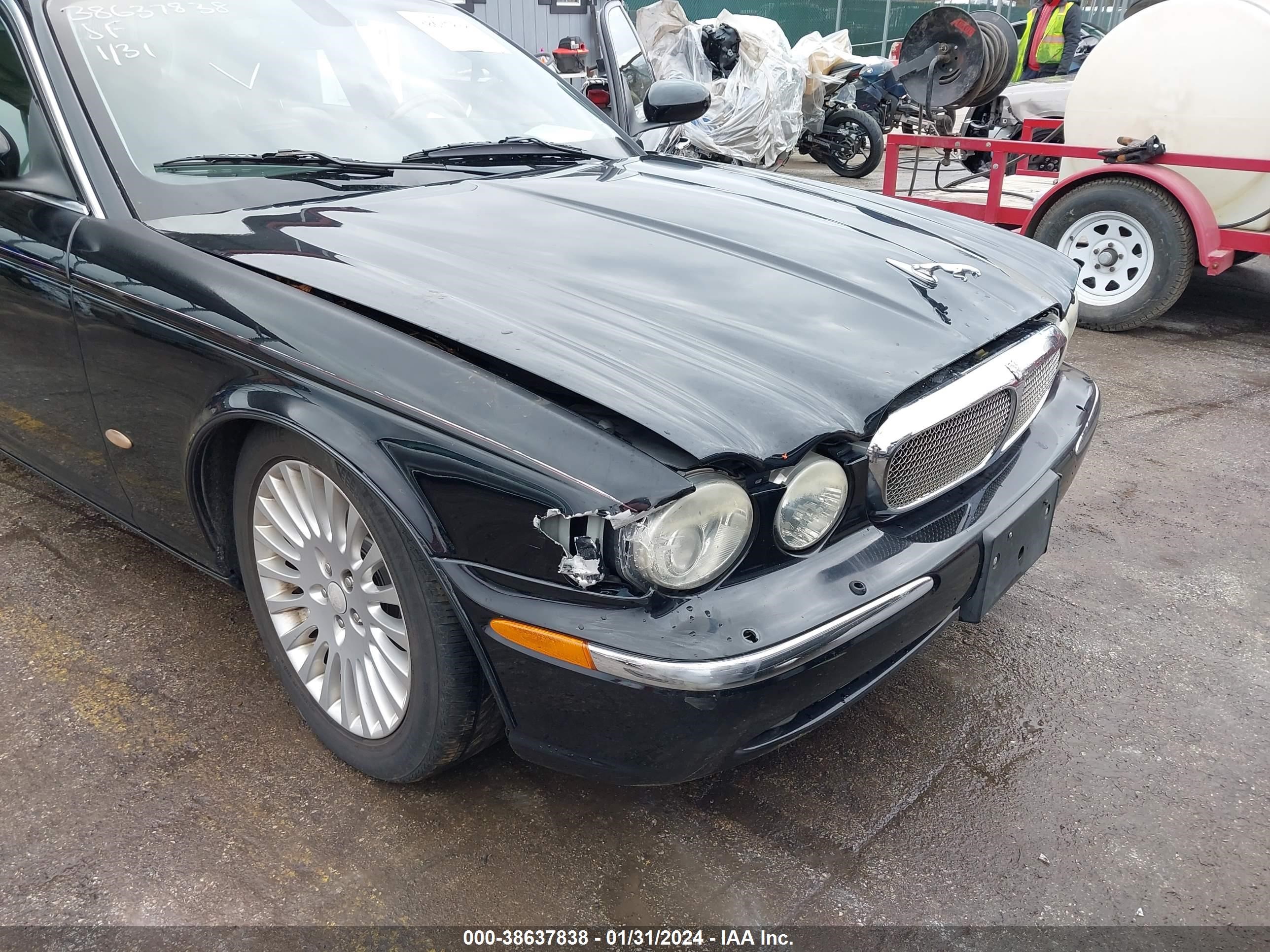 Photo 5 VIN: SAJWA79BX6SG50430 - JAGUAR XJ 