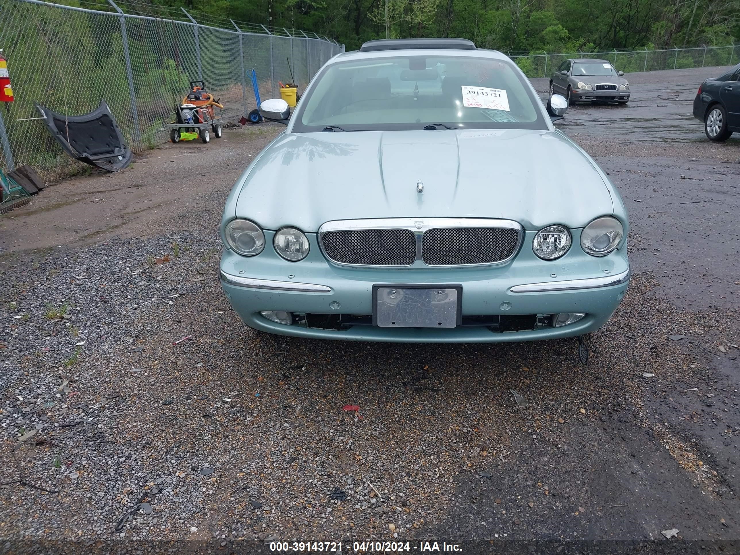 Photo 11 VIN: SAJWA79BX7SH17884 - JAGUAR XJ 