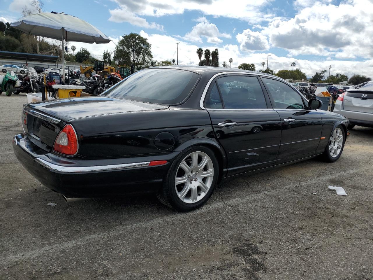 Photo 2 VIN: SAJWA79C55SG48544 - JAGUAR XJ 