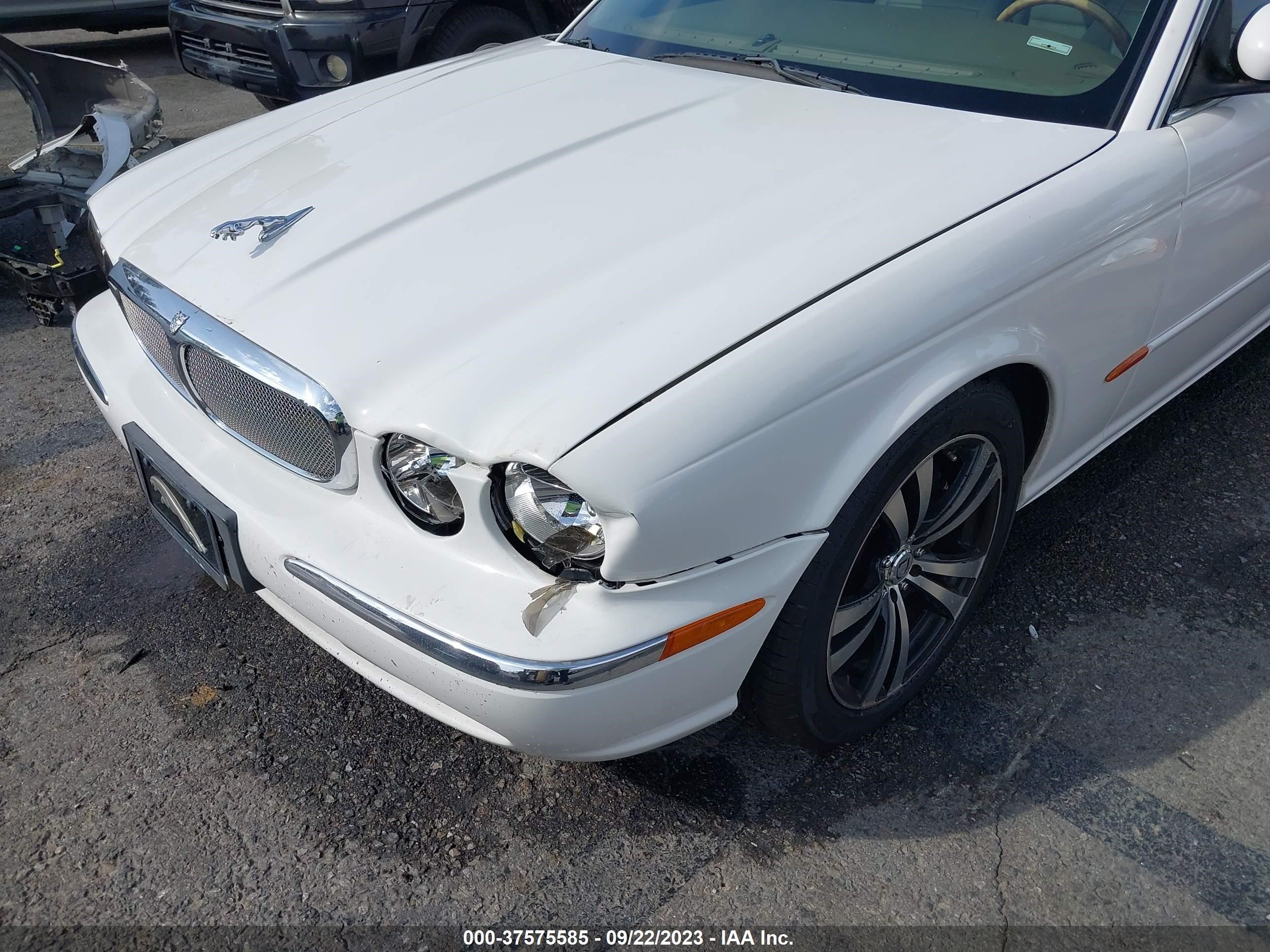 Photo 5 VIN: SAJWA79C65SG43336 - JAGUAR XJ 