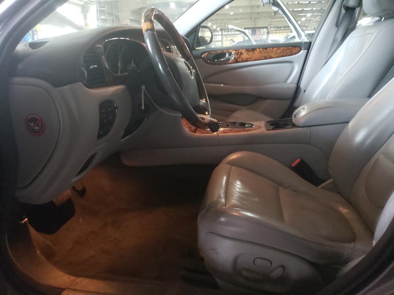 Photo 6 VIN: SAJWA79CX5SG45252 - JAGUAR XJ 