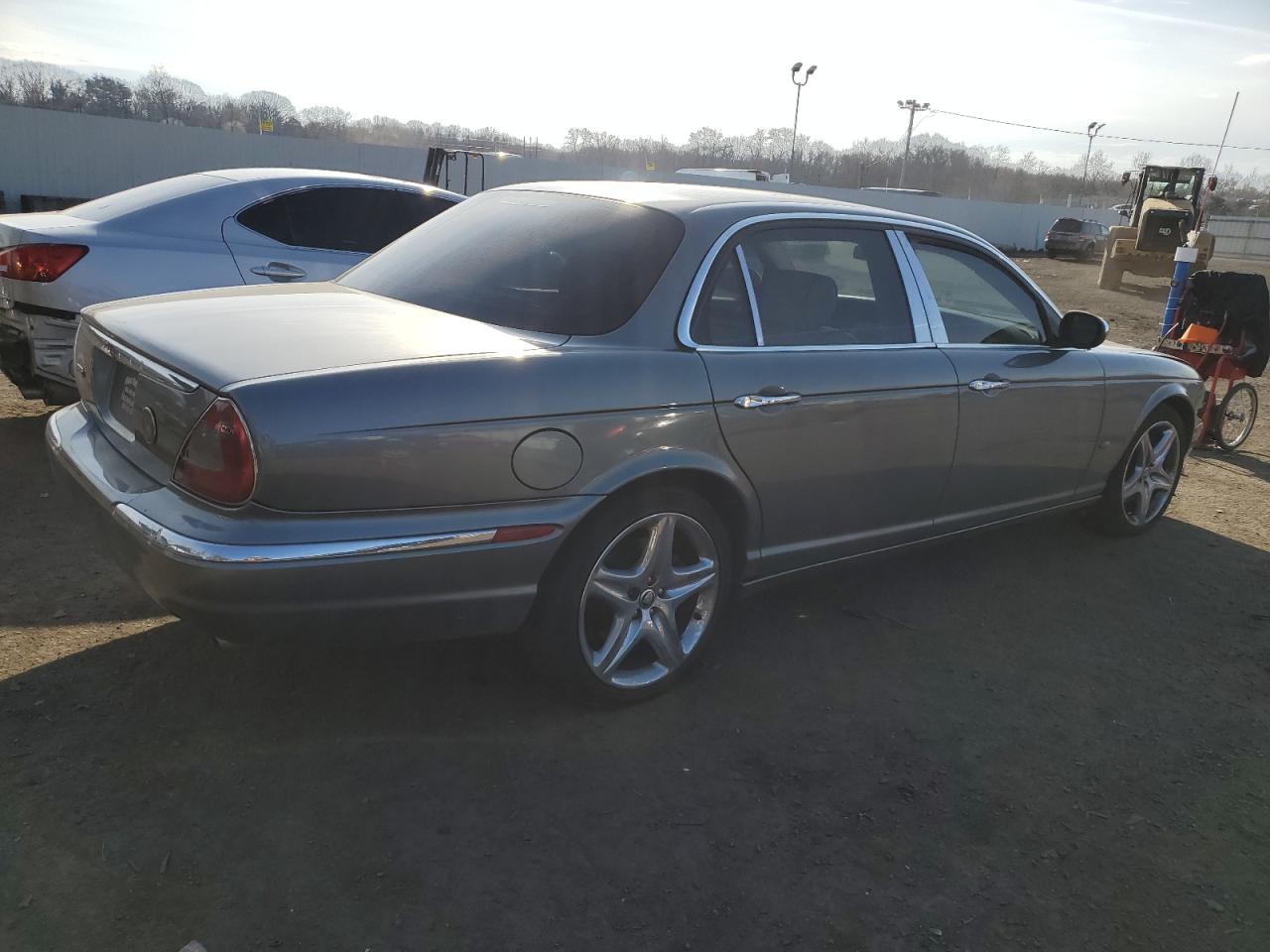 Photo 2 VIN: SAJWA82B36SH05834 - JAGUAR XJ 