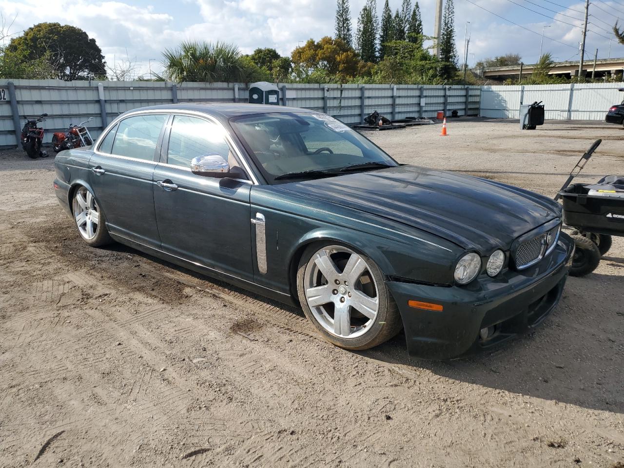 Photo 4 VIN: SAJWA82B38SH19574 - JAGUAR XJ 