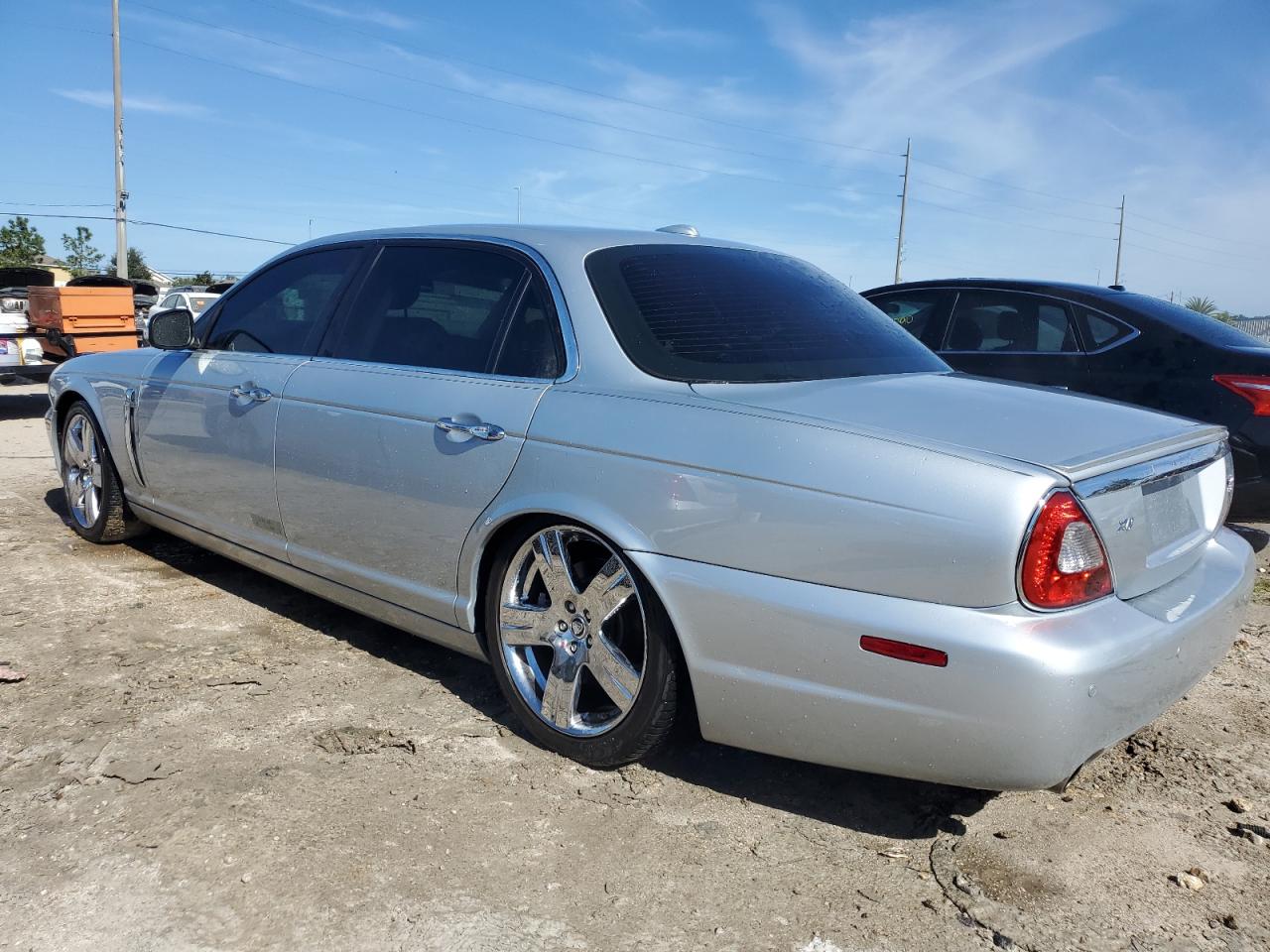 Photo 1 VIN: SAJWA82B98SH23595 - JAGUAR XJ 