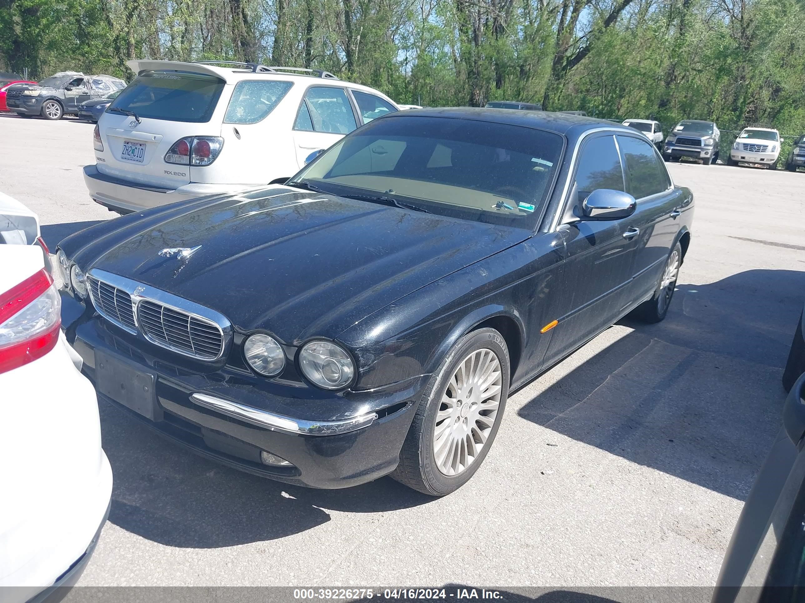 Photo 1 VIN: SAJWA82C55SG47667 - JAGUAR XJ 