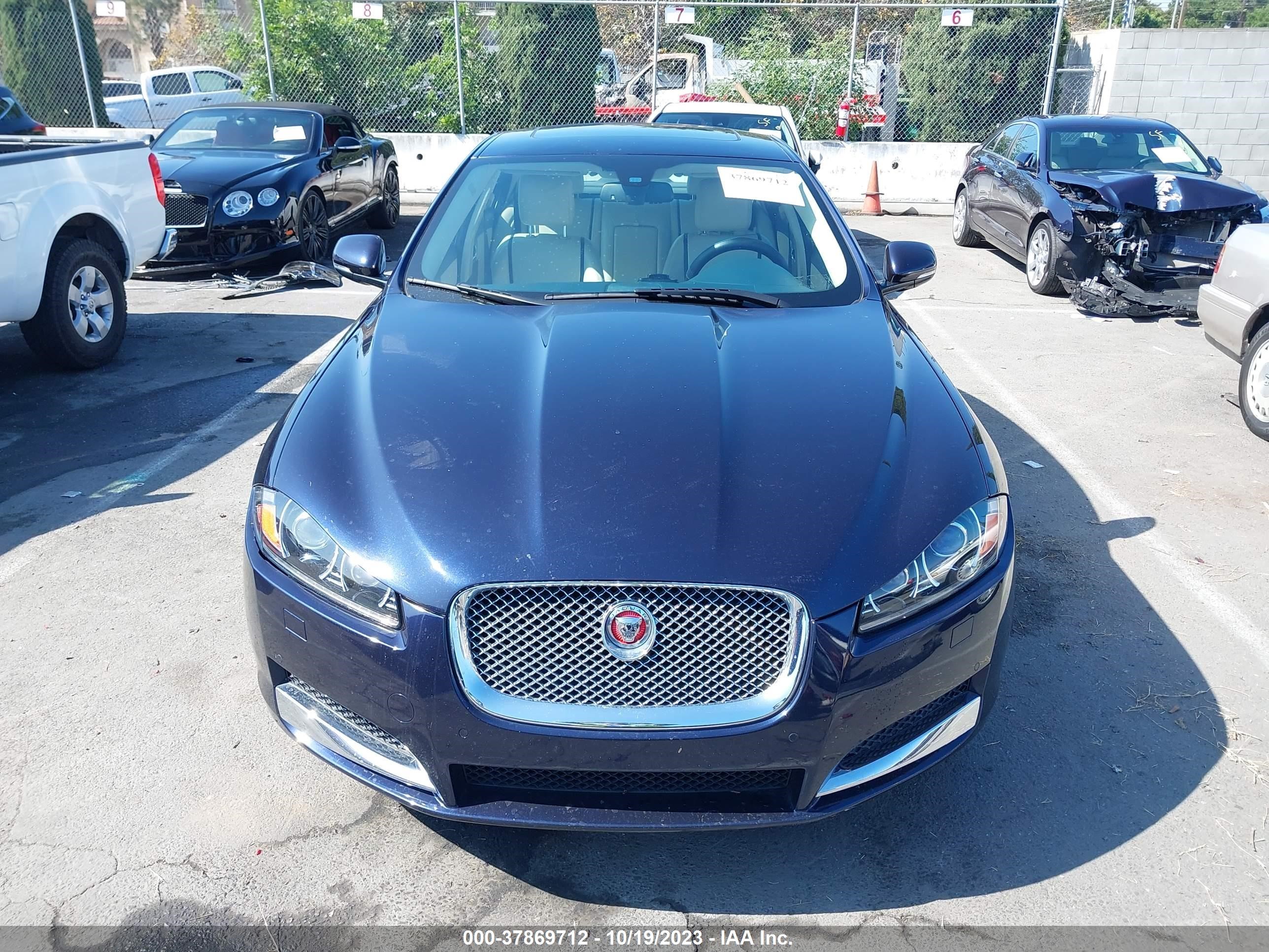 Photo 12 VIN: SAJWJ0EF2E8U09664 - JAGUAR XF 