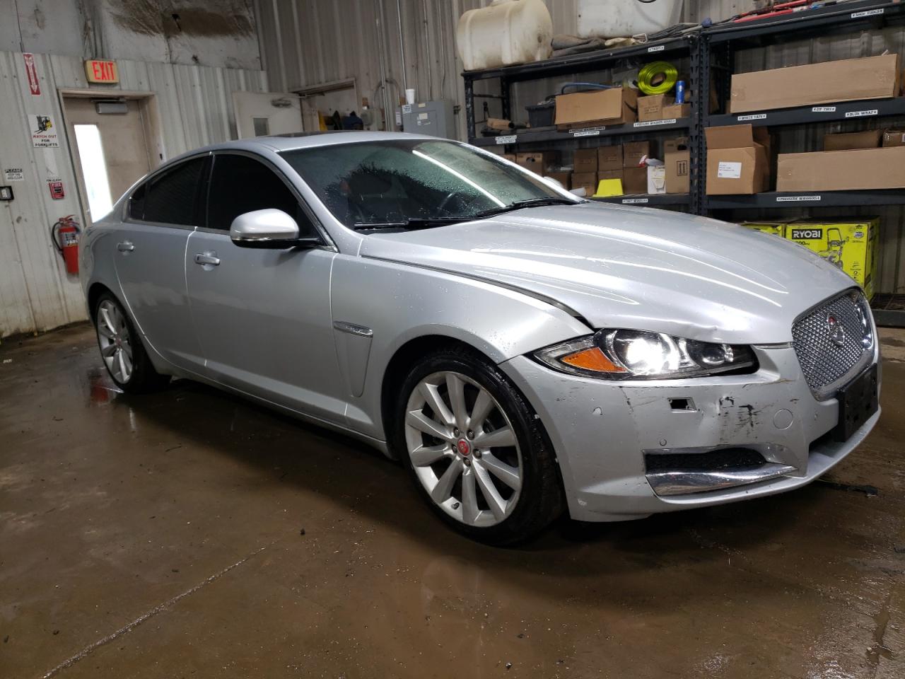 Photo 3 VIN: SAJWJ0EF8E8U17638 - JAGUAR XF 