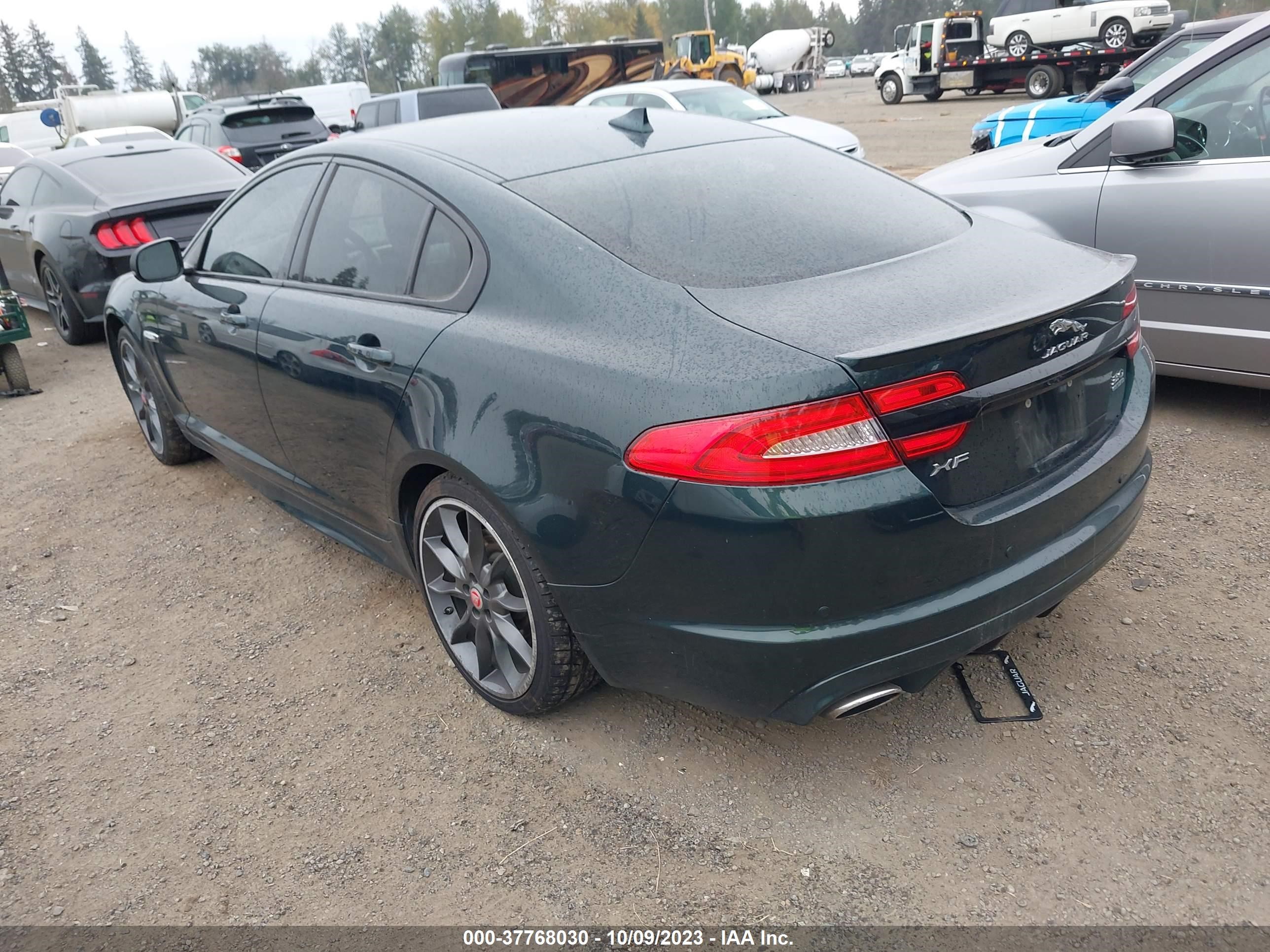 Photo 2 VIN: SAJWJ0FF6F8U48242 - JAGUAR XF 