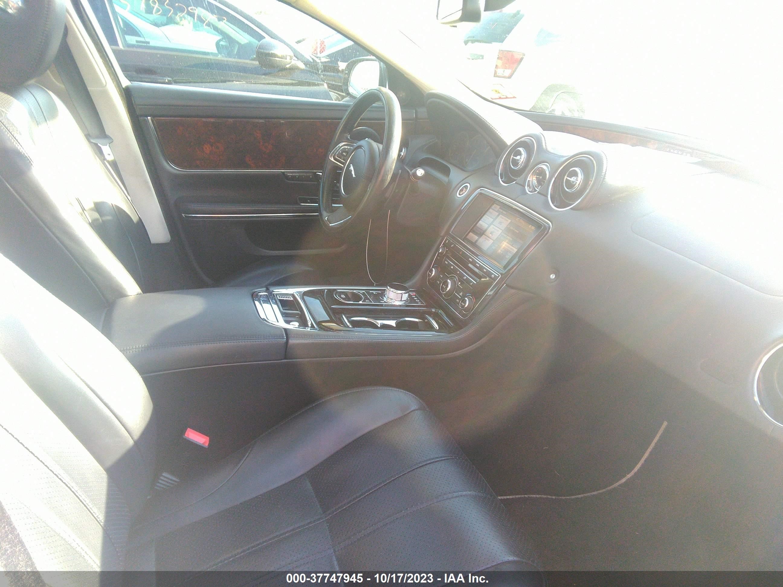 Photo 4 VIN: SAJWJ1CD7D8V56102 - JAGUAR XJ 