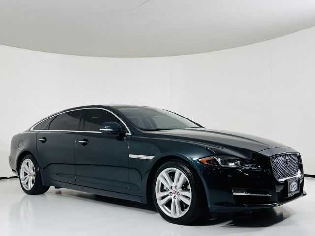 Photo 0 VIN: SAJWJ2GD0G8V99538 - JAGUAR XJ 