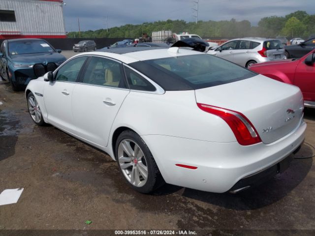 Photo 2 VIN: SAJWJ2GD2G8V83065 - JAGUAR XJ 