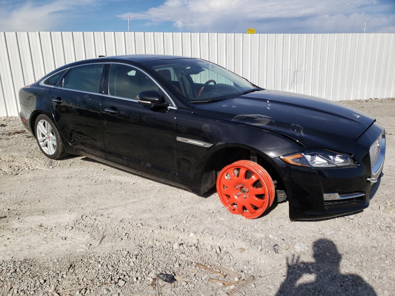 Photo 3 VIN: SAJWJ2GD2G8V99749 - JAGUAR XJ 