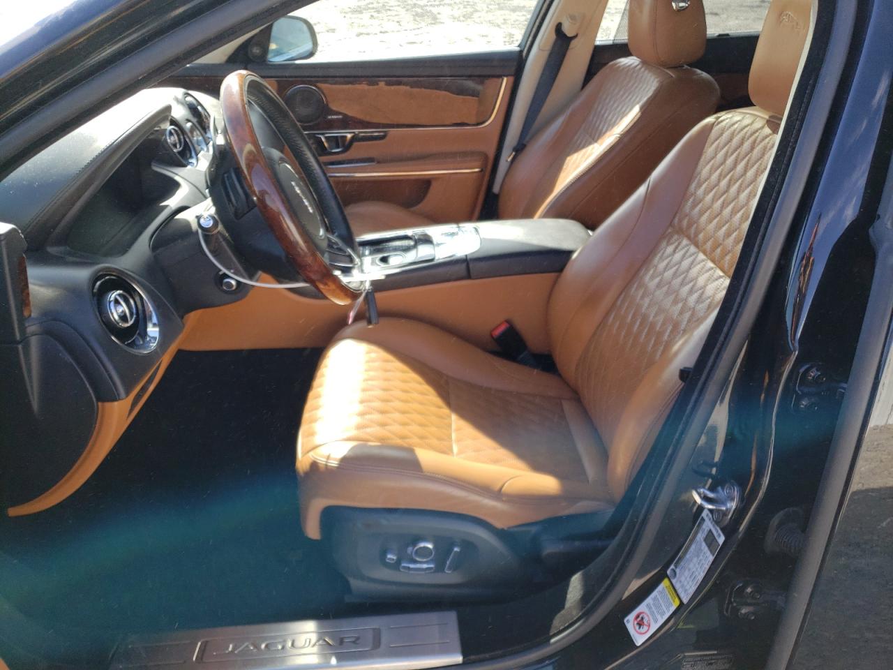 Photo 6 VIN: SAJWJ2GD2G8V99749 - JAGUAR XJ 