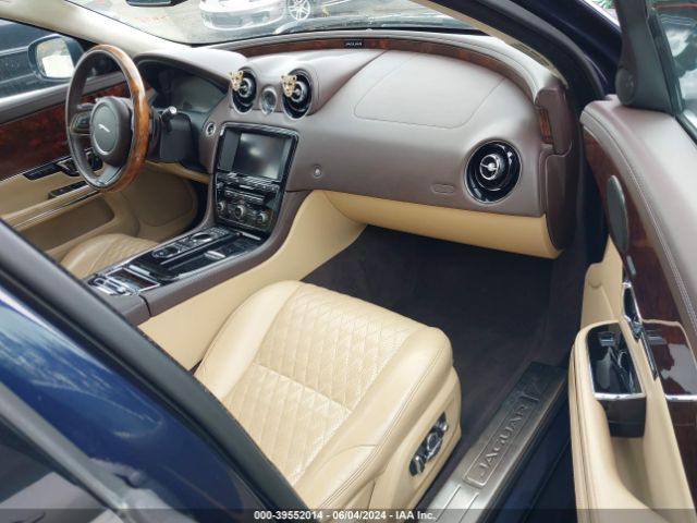 Photo 4 VIN: SAJWJ2GD5H8W05027 - JAGUAR XJ 