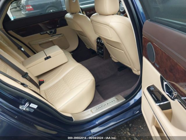 Photo 7 VIN: SAJWJ2GD5H8W05027 - JAGUAR XJ 