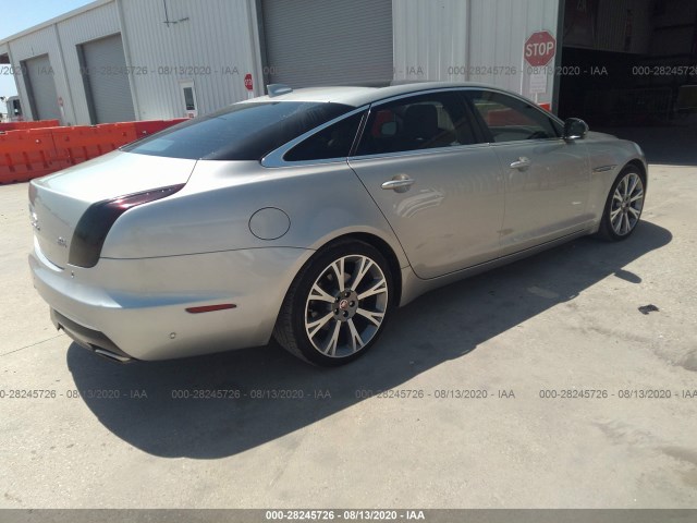 Photo 3 VIN: SAJWJ2GD6H8W04422 - JAGUAR XJ 