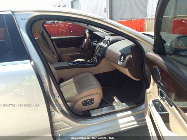 Photo 4 VIN: SAJWJ2GD6H8W04422 - JAGUAR XJ 