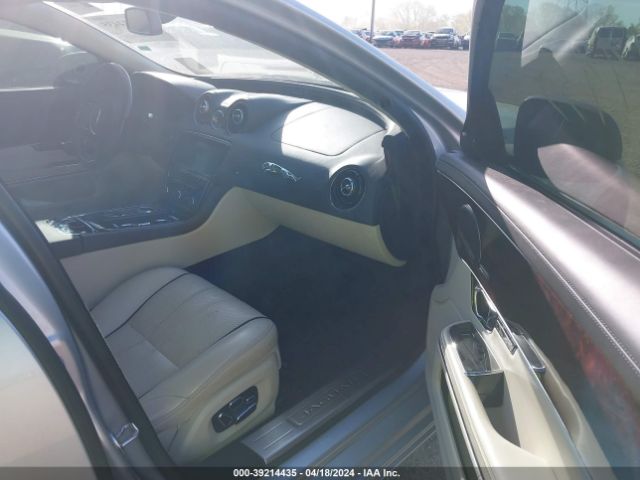 Photo 4 VIN: SAJWJ2GD7E8V72074 - JAGUAR XJL 