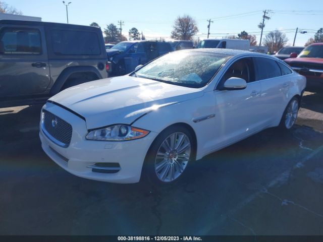 Photo 1 VIN: SAJWJ2GD9F8V87418 - JAGUAR XJ 