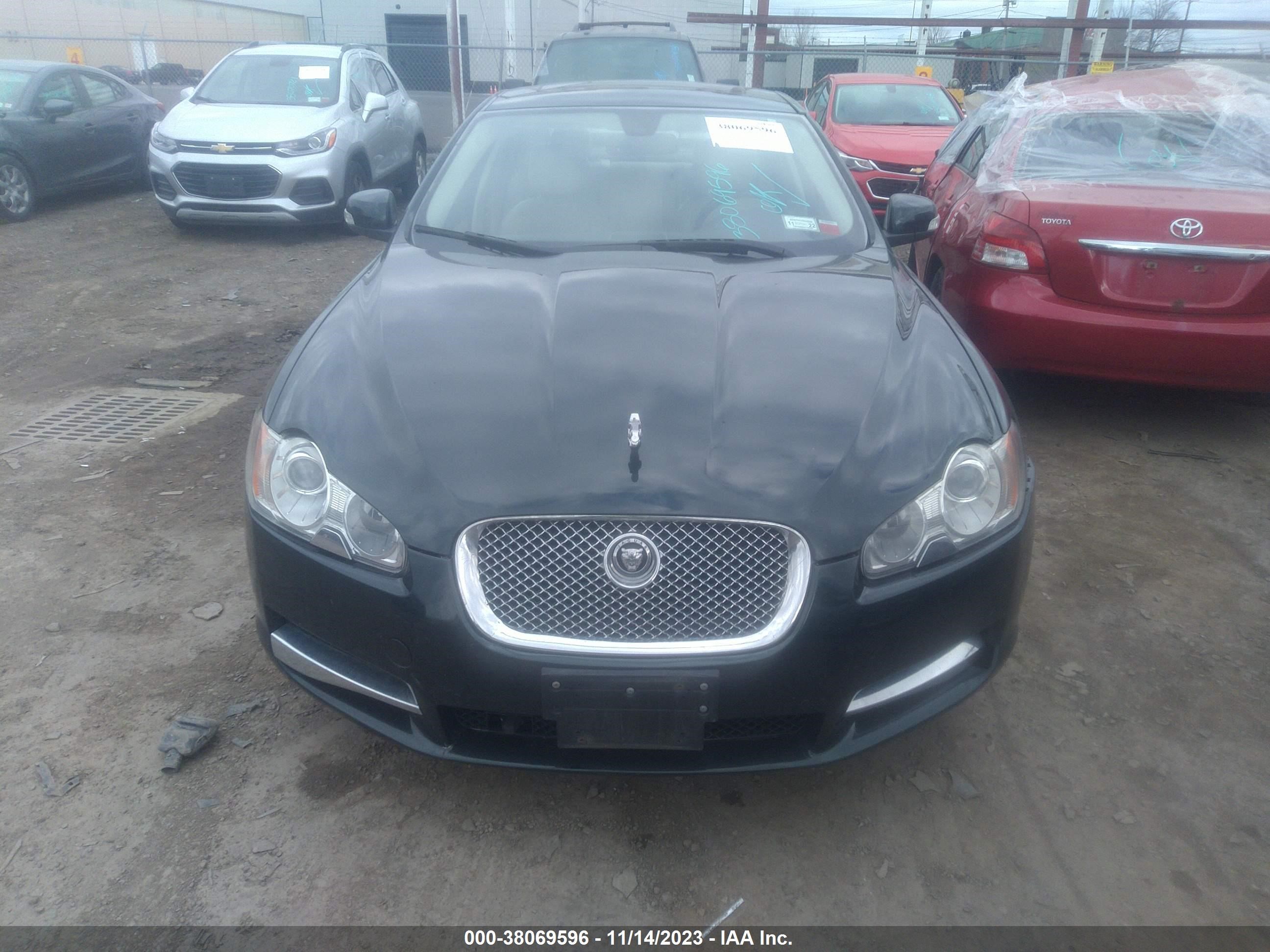 Photo 11 VIN: SAJXA06B09HR29173 - JAGUAR XF 