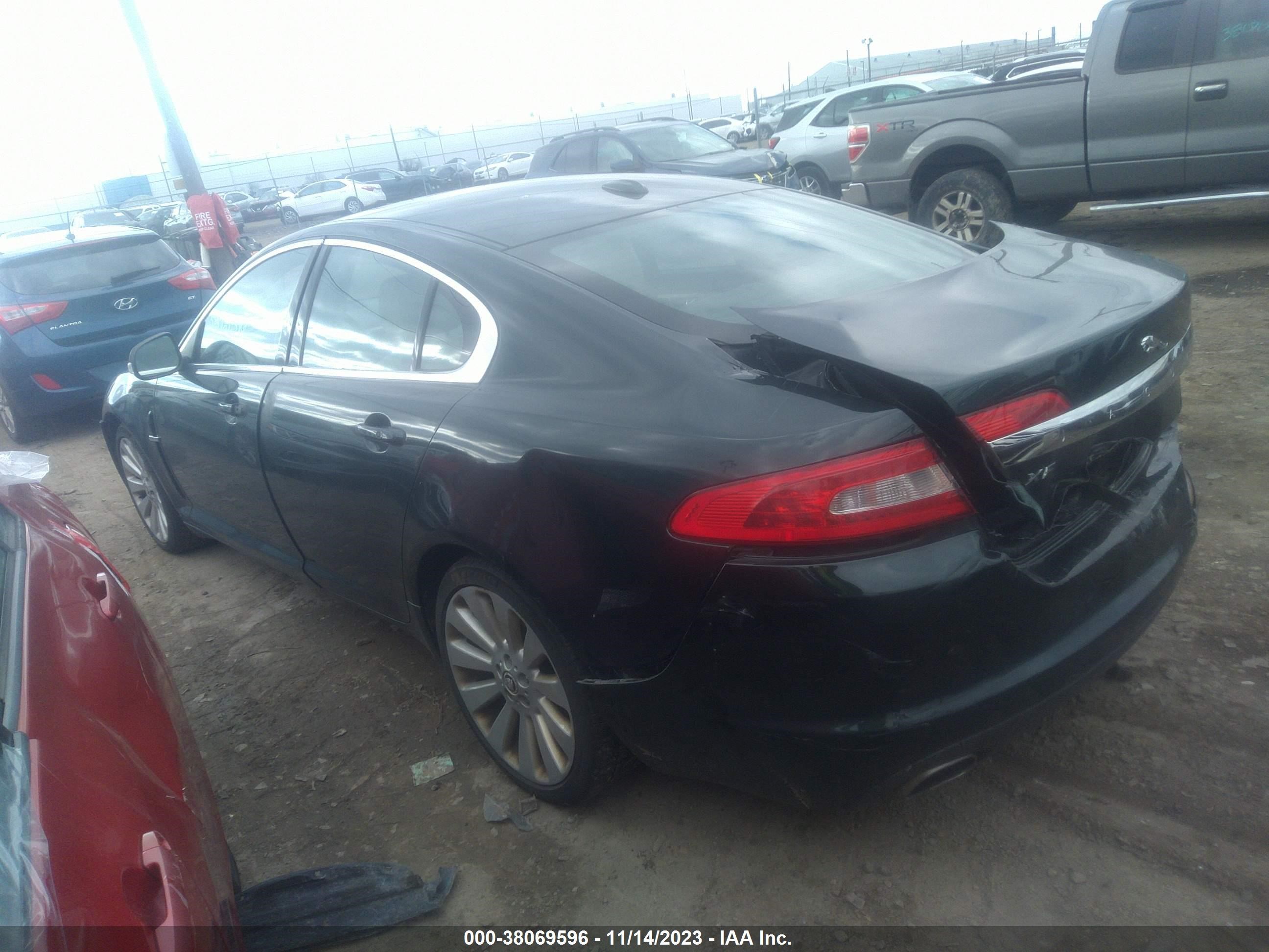 Photo 2 VIN: SAJXA06B09HR29173 - JAGUAR XF 