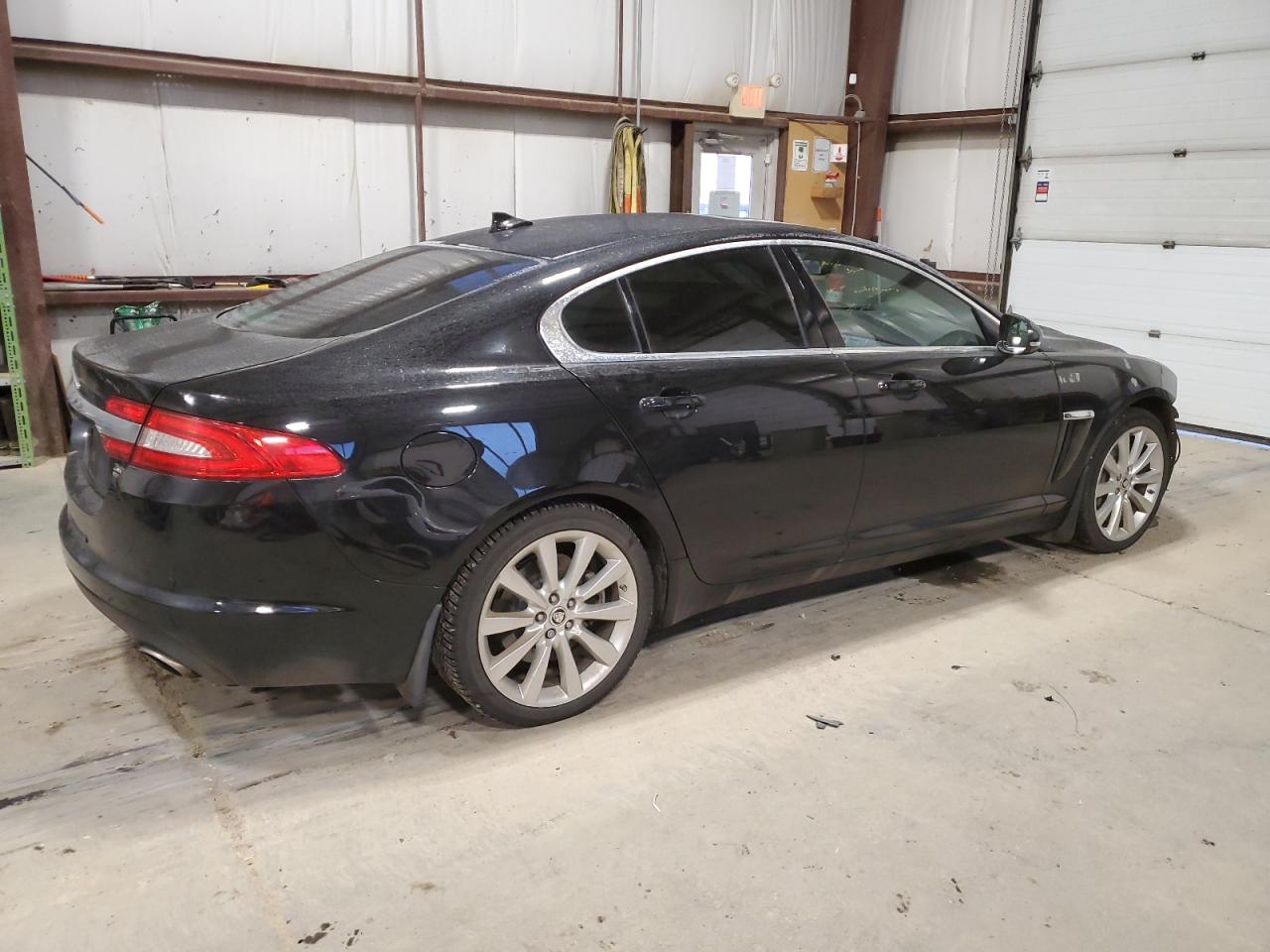 Photo 2 VIN: SAJXJ0EF0D8S85638 - JAGUAR XF 