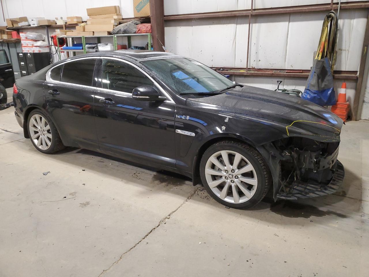 Photo 3 VIN: SAJXJ0EF0D8S85638 - JAGUAR XF 