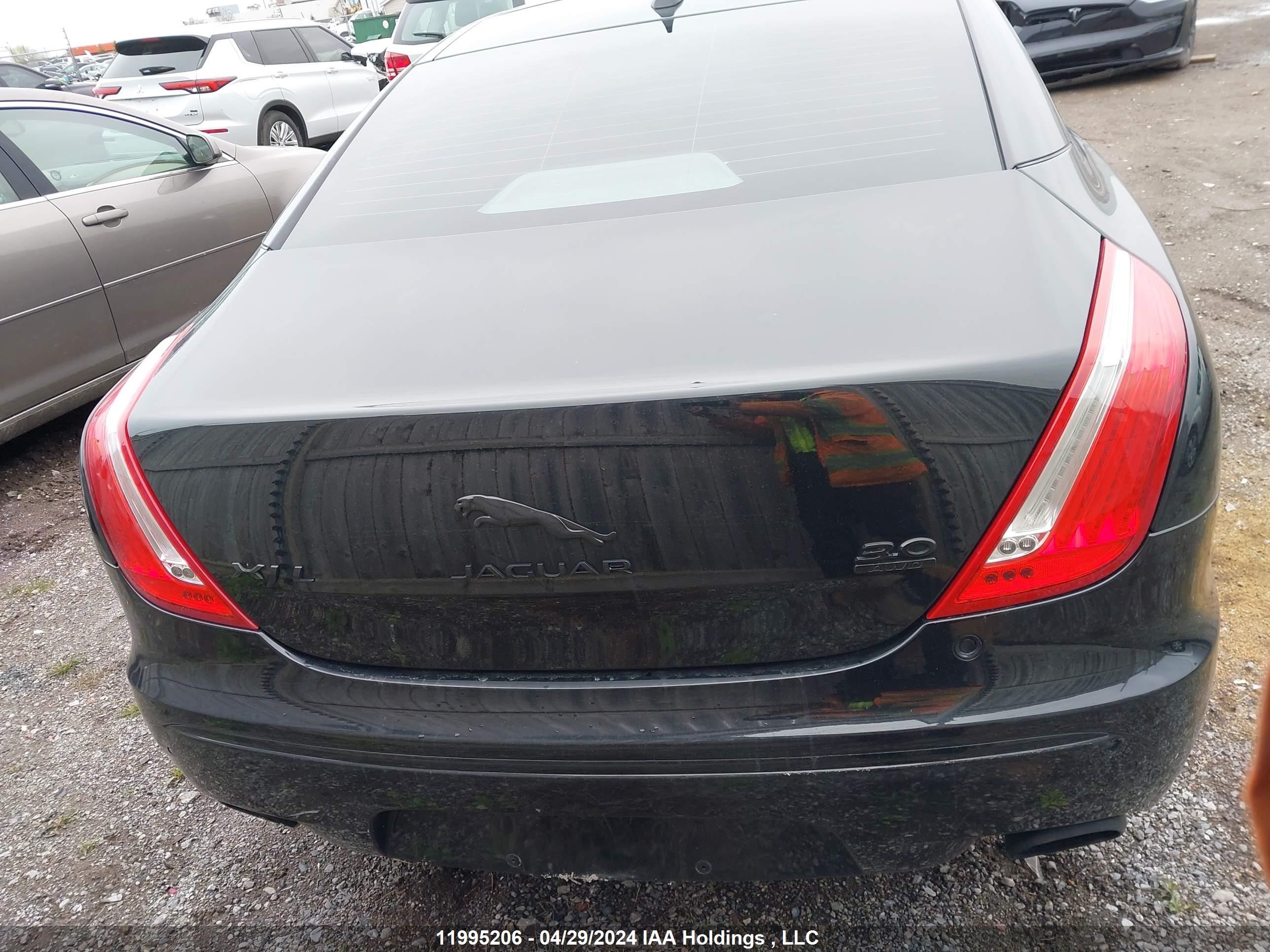 Photo 14 VIN: SAJXJ2GD4F8V78212 - JAGUAR XJ 