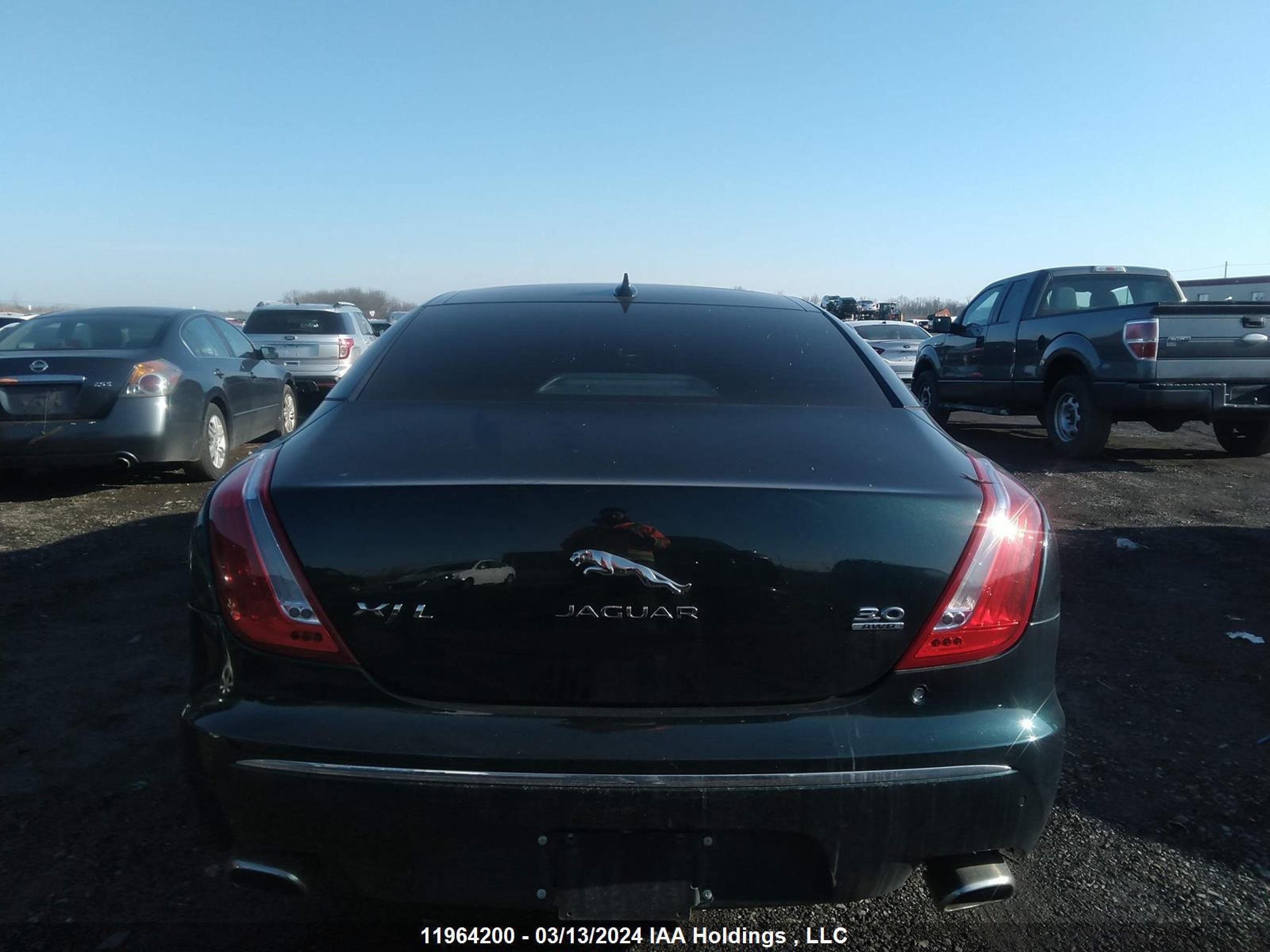 Photo 15 VIN: SAJXJ2GD4F8V89016 - JAGUAR XJ 