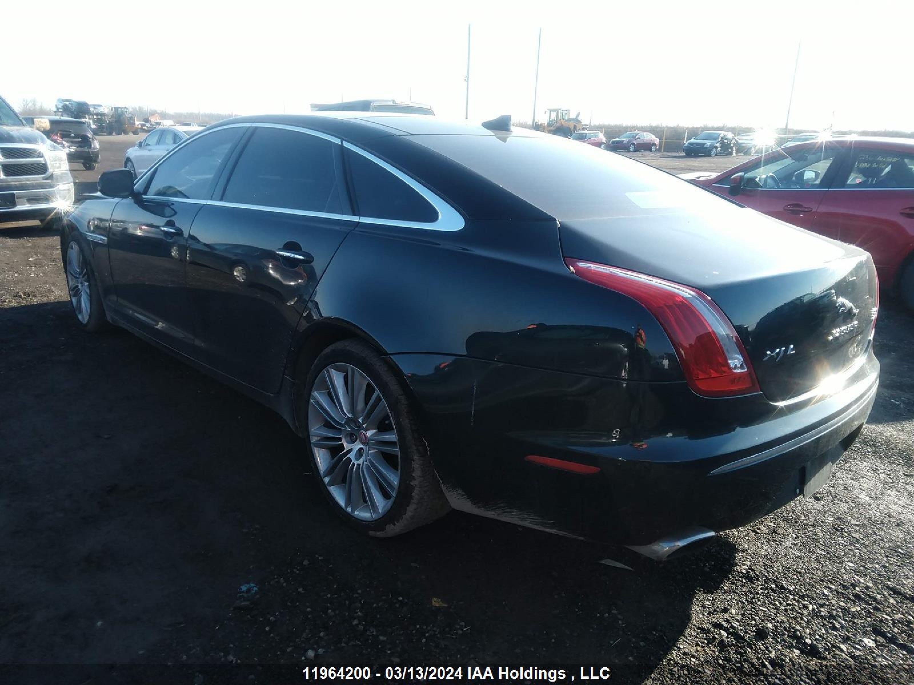 Photo 2 VIN: SAJXJ2GD4F8V89016 - JAGUAR XJ 