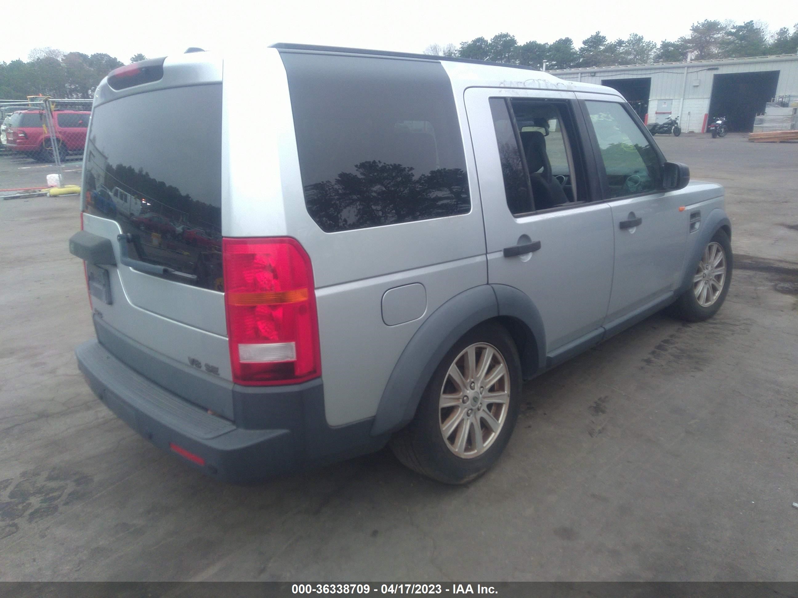 Photo 3 VIN: SALAE25417A439217 - LAND-ROVER LR3 