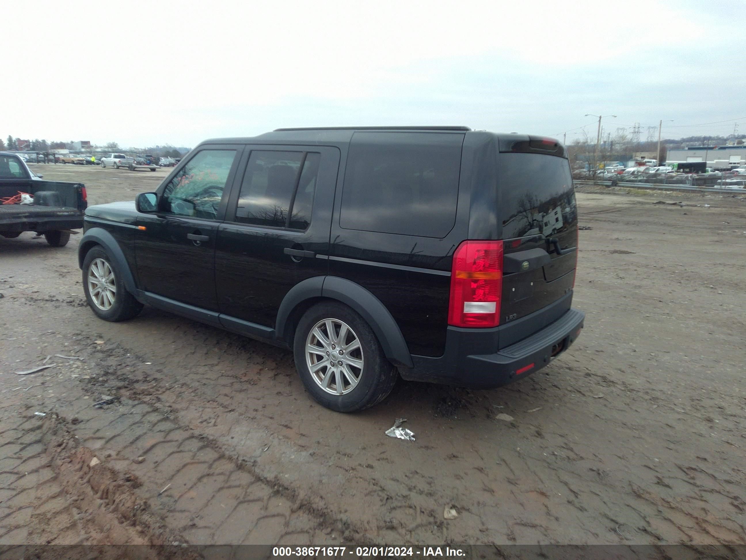 Photo 3 VIN: SALAE25438A456442 - LAND ROVER LR3 