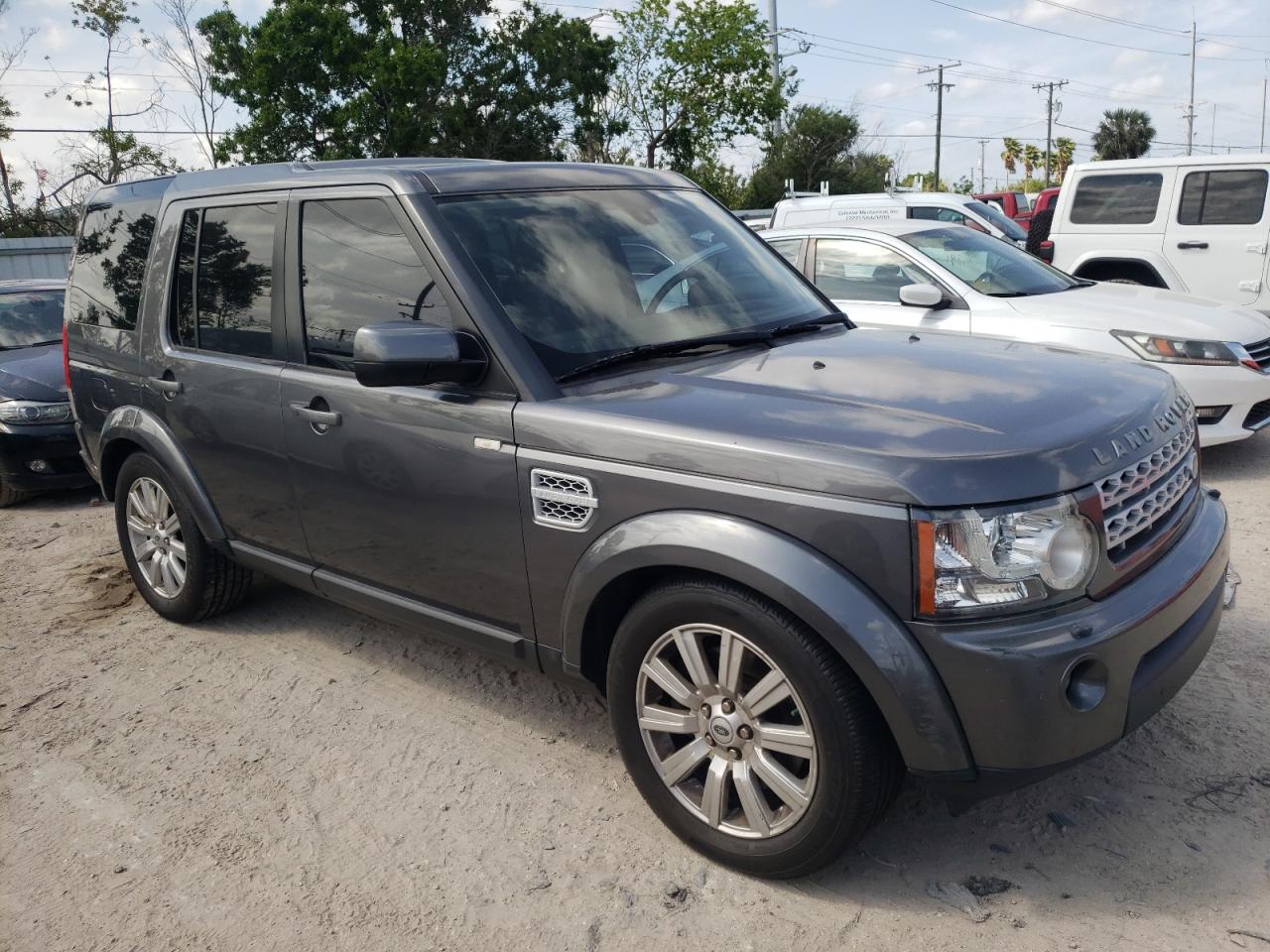 Photo 3 VIN: SALAG2D44DA690692 - LAND ROVER LR4 