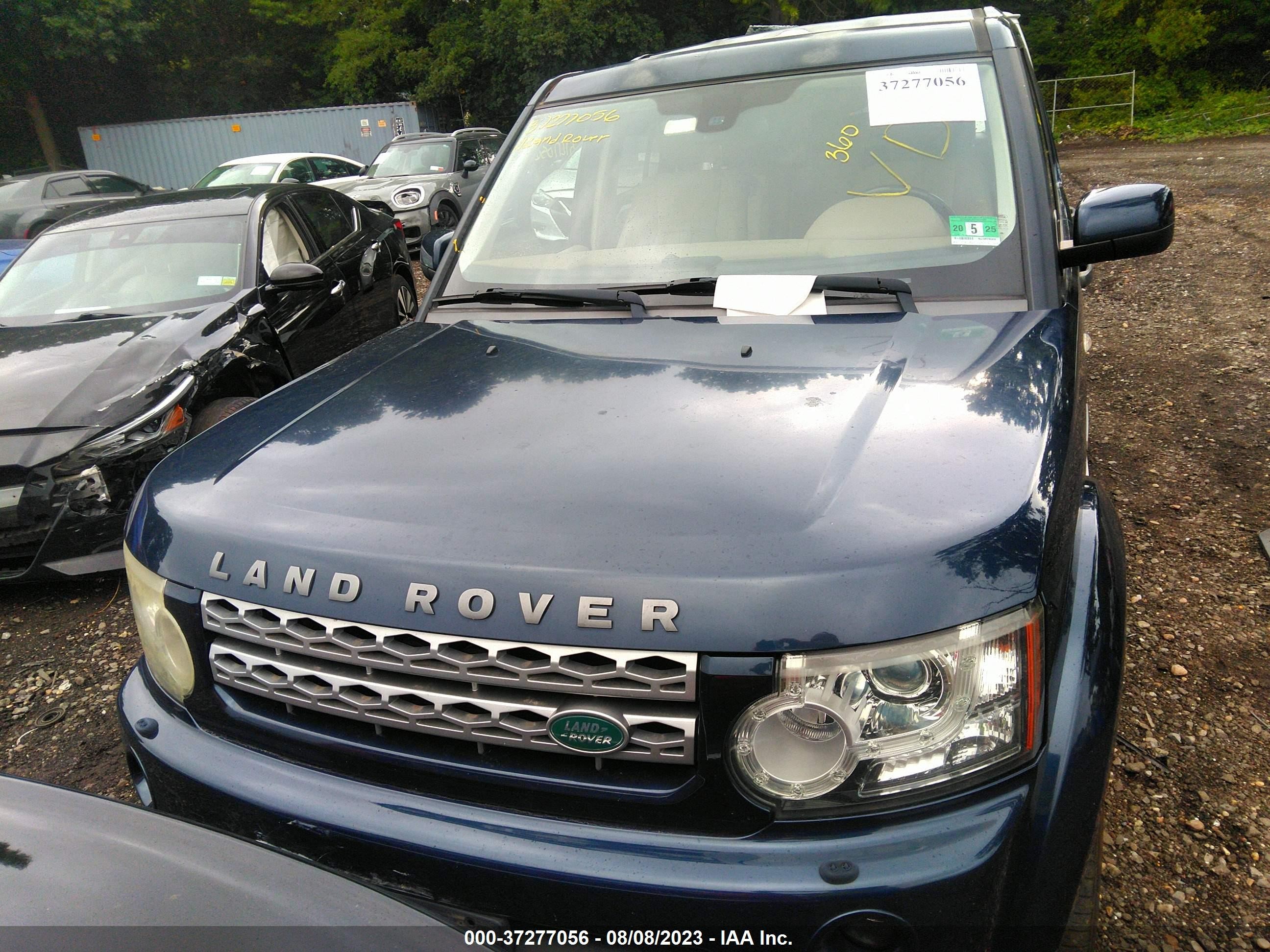 Photo 11 VIN: SALAG2D45BA558831 - LAND ROVER LR4 