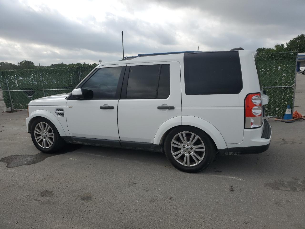 Photo 1 VIN: SALAG2D45BA575094 - LAND ROVER LR4 