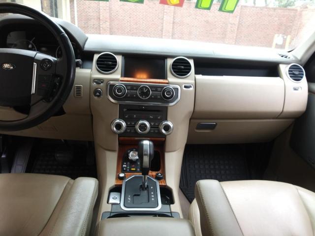 Photo 8 VIN: SALAK2D41BA555729 - LAND-ROVER LR4 HSE LU 