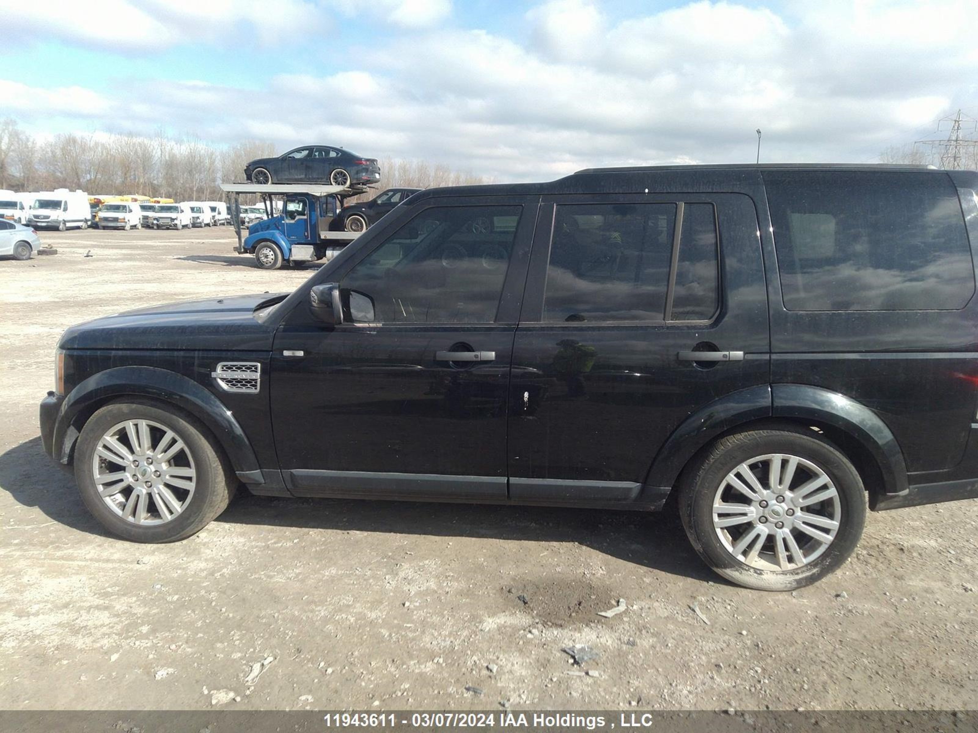 Photo 13 VIN: SALAK2D42AA529249 - LAND ROVER LR4 