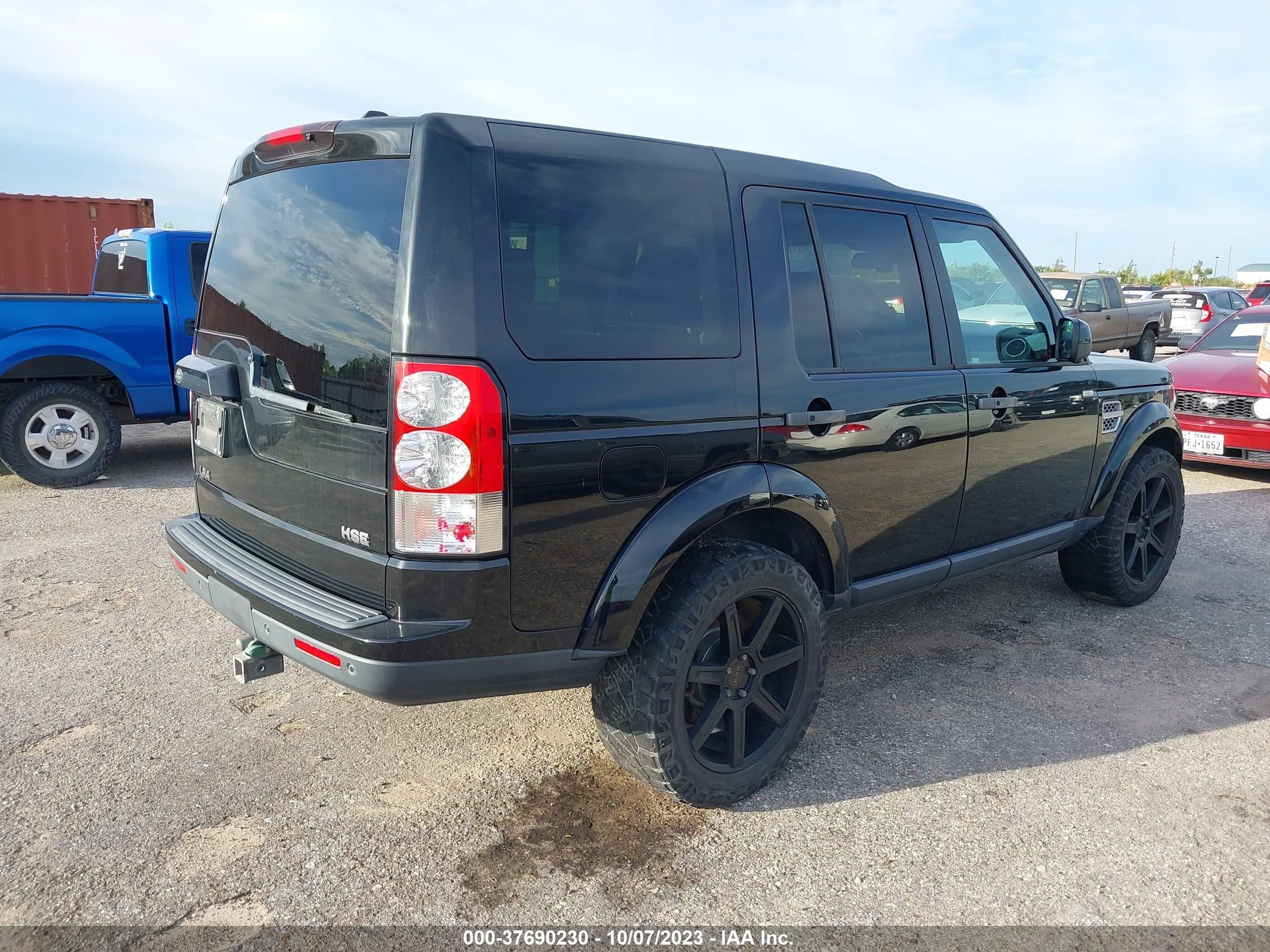 Photo 3 VIN: SALAK2D49BA566445 - LAND-ROVER LR4 