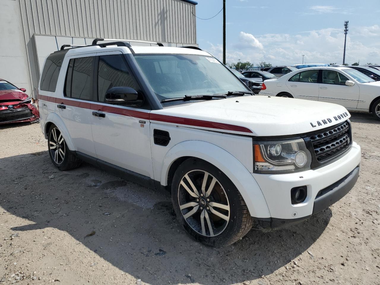 Photo 3 VIN: SALAK2V67EA720929 - LAND ROVER LR4 HSE LU 