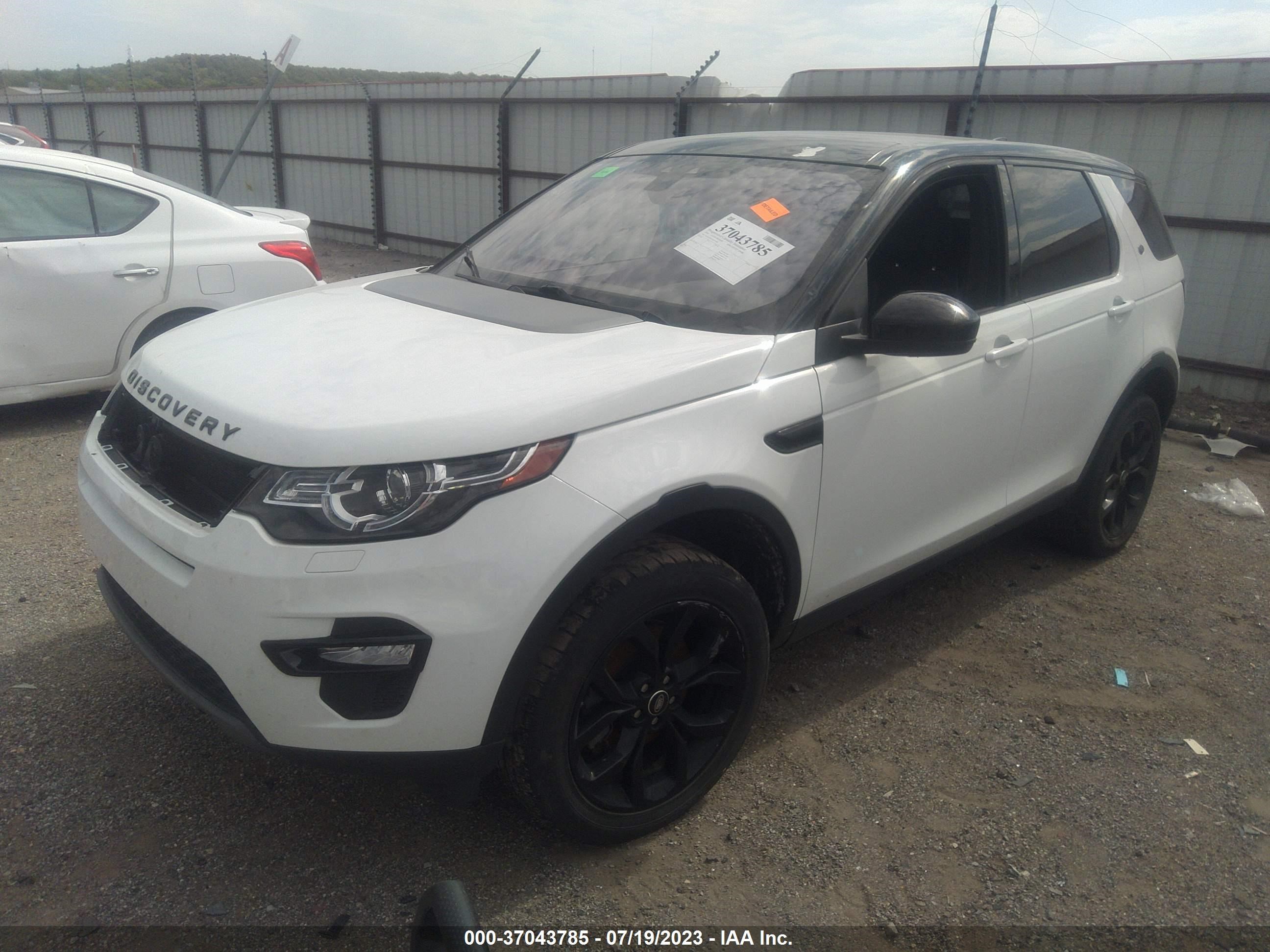 Photo 1 VIN: SALCR2RX9JH747820 - LAND ROVER DISCOVERY SPORT 