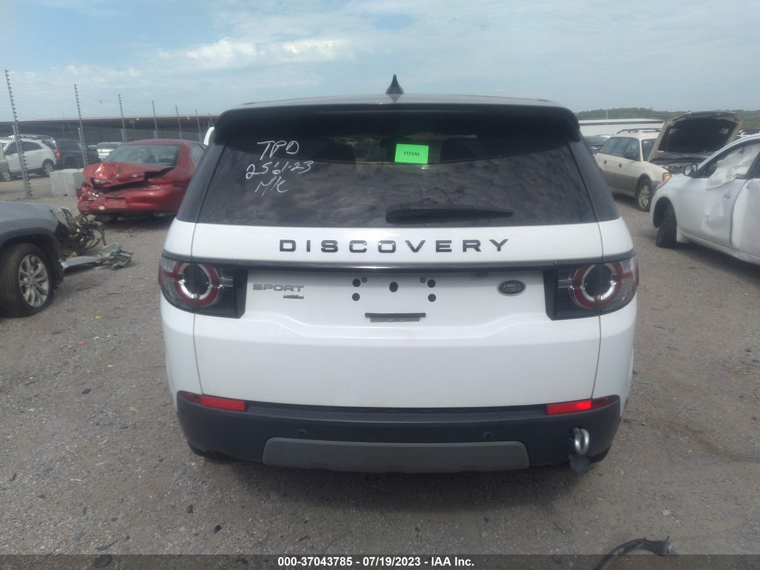 Photo 15 VIN: SALCR2RX9JH747820 - LAND ROVER DISCOVERY SPORT 