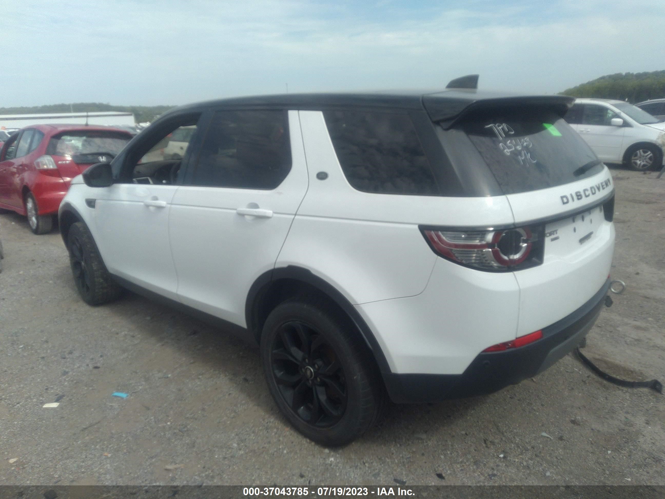 Photo 2 VIN: SALCR2RX9JH747820 - LAND ROVER DISCOVERY SPORT 