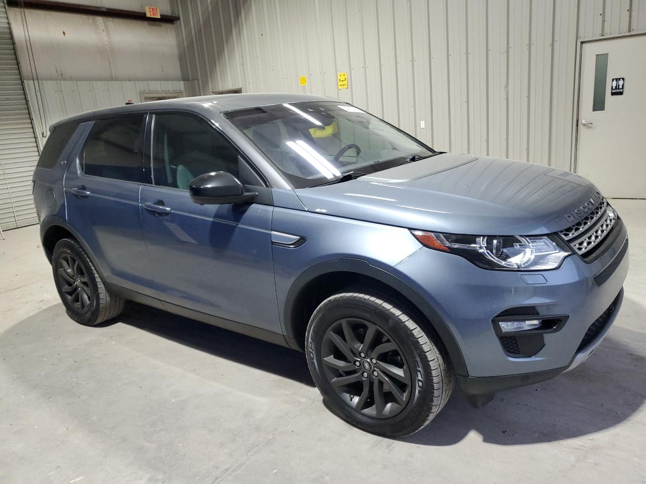 Photo 3 VIN: SALCR2RX9JH753326 - LAND ROVER DISCOVERY 