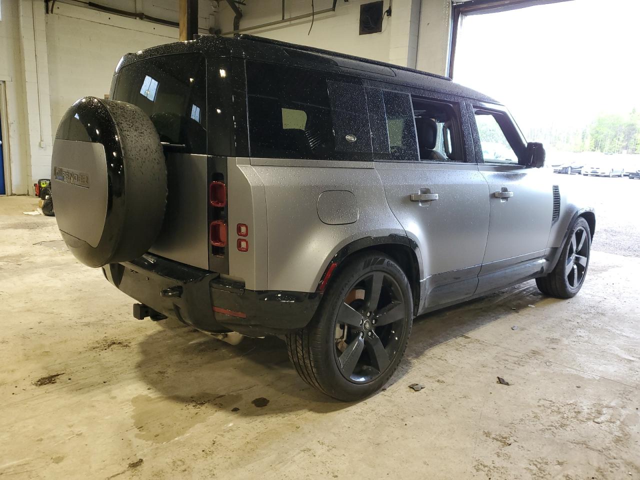 Photo 2 VIN: SALE27EU1R2278470 - LAND ROVER DEFENDER 