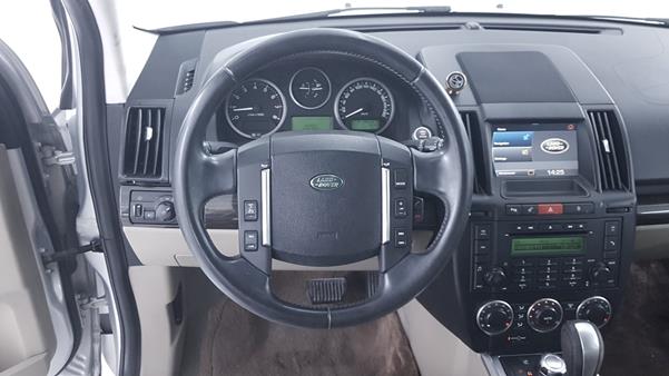 Photo 13 VIN: SALFA2BA1CH281183 - LAND ROVER LR 2 