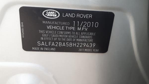 Photo 3 VIN: SALFA2BA5BH229439 - LAND ROVER LR2 