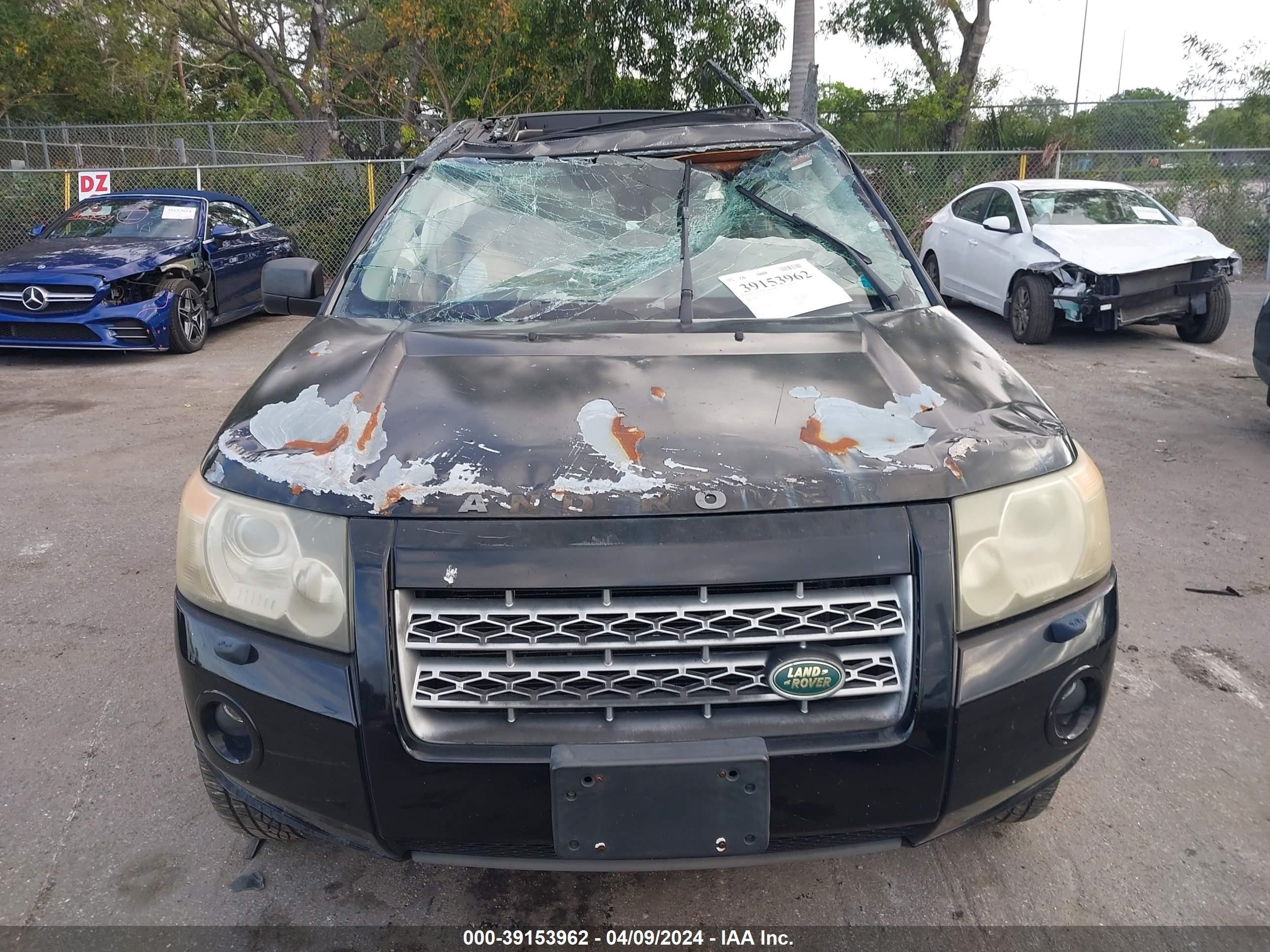 Photo 10 VIN: SALFT24N88H060522 - LAND ROVER LR2 