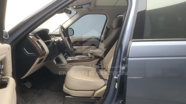 Photo 18 VIN: SALGA2BV6JA380966 - RANGE ROVER VOGUE SE 