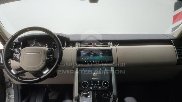 Photo 21 VIN: SALGA2BV8JA395307 - RANGE ROVER VOGUE 